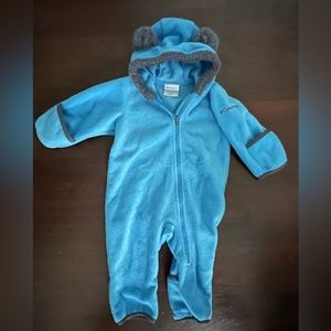 Columbia brand Infant size 6-12 fleece bunting
